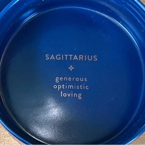 Zodiac “Taurus” round ceramic decorative trinket box w/sign attributes inside - Picture 13 of 13